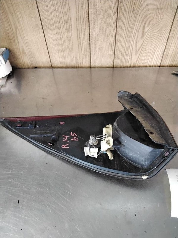 Tail Light Assembly BUICK RENDEZVOUS Right 04 05 06 07