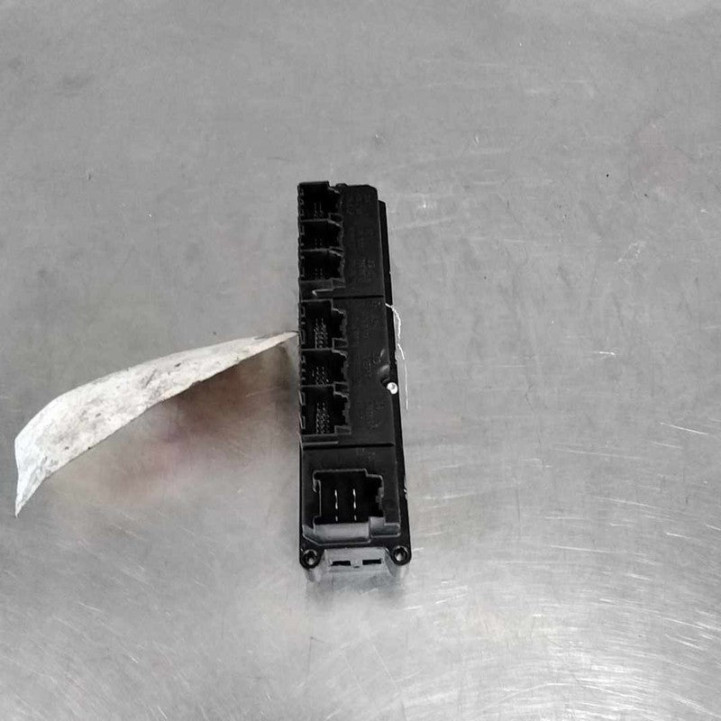 2008-2009 Door Switch Front Buick Enclave OEM# 15921138 #641-203