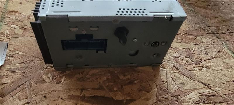 Audio & Visual Equip.(radio) BUICK CENTURY 97 98 99 00 01 02 03