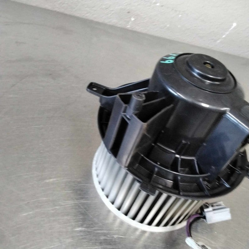 2007-2010 GMC Sierra 1500 Blower Motor OEM#20911076