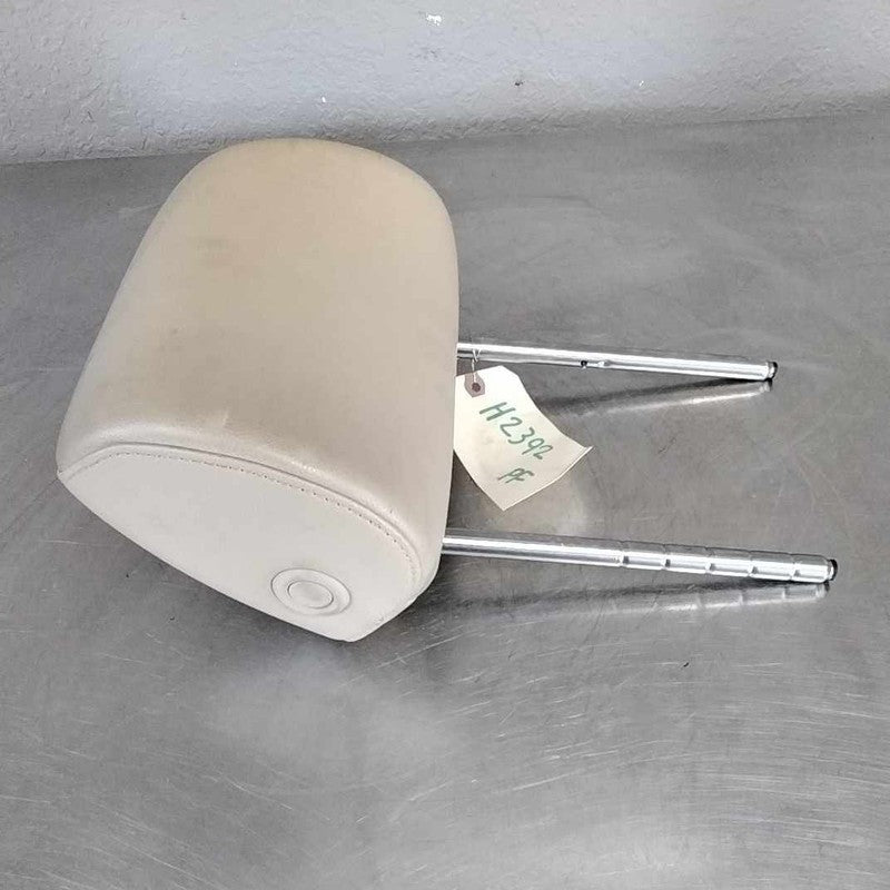 2005-2006 Jetta except GLI Front Right Headrest OEM#1K0881904T3Z6