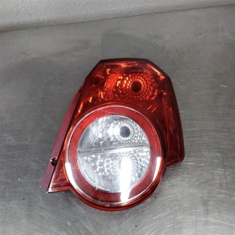Tail Light Assembly CHEVY AVEO Right 09 10 11