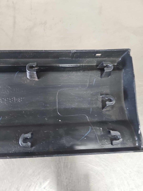 Front Door Moulding CHEVY EQUINOX Left 18 19 20 21 22 23 24