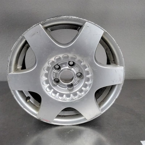 1998-2005 Volswagen Beetle Wheel #560-69724