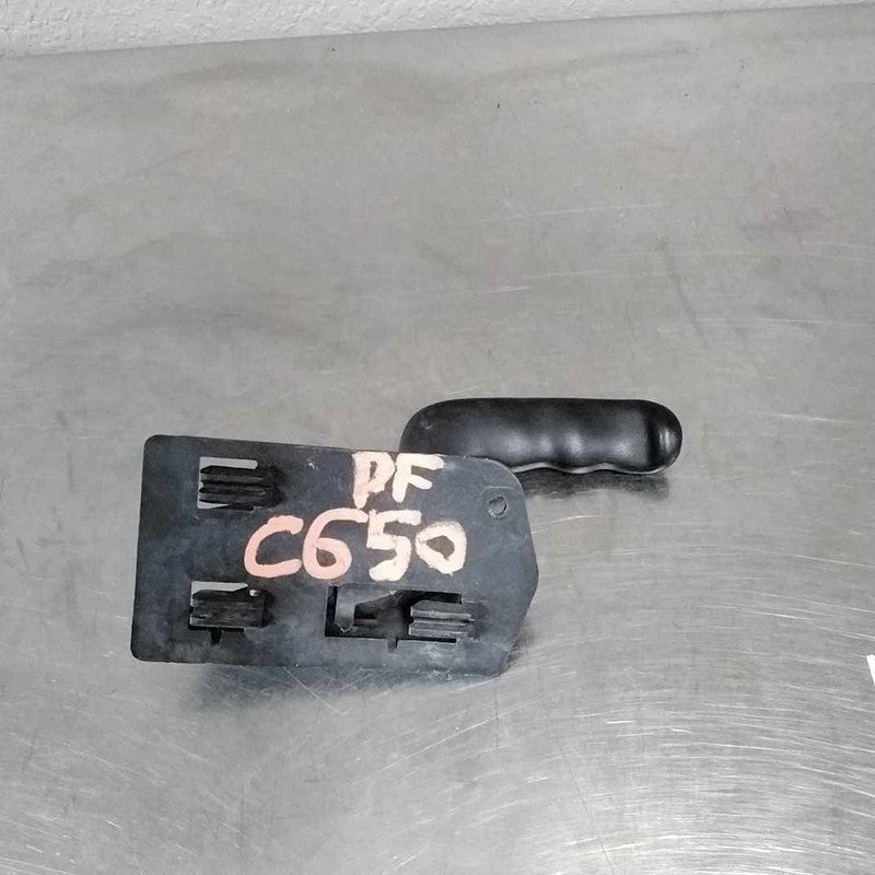 Inside Door Handle GMC SIERRA 2500 99 00 01 02 03 04 05 06 07