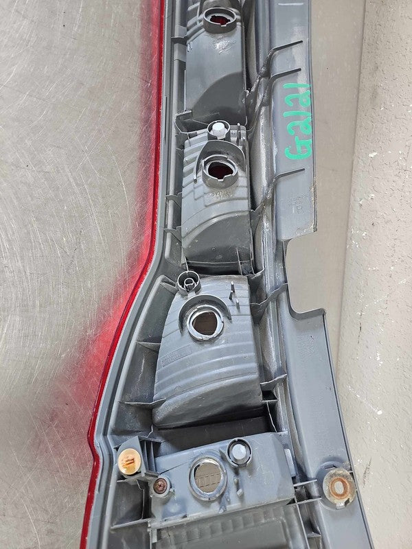 2007-2011 Honda CRV Right Tail Light Assembly OEM# 33501SWAA02