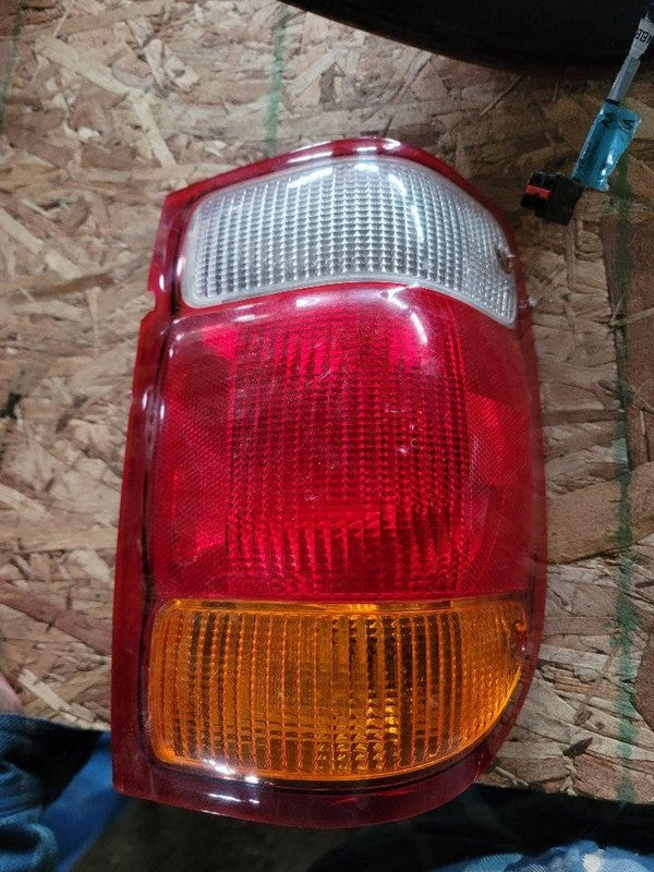 Tail Light Assembly FORD RANGER Left 98 99