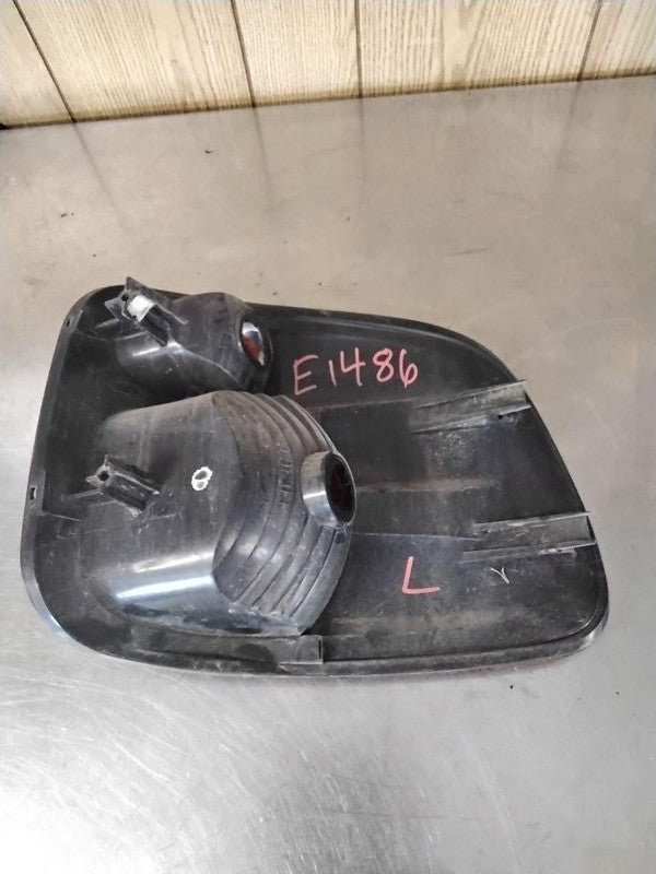 Tail Light Assembly FORD PICKUP F150 Left 00 01 02 03 04