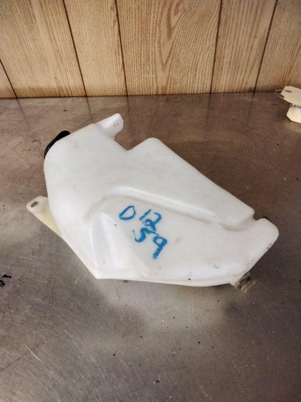 Washer Bottle CHEVY EQUINOX 05 06