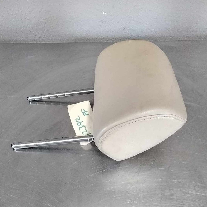 2005-2006 Jetta except GLI Front Right Headrest OEM#1K0881904T3Z6