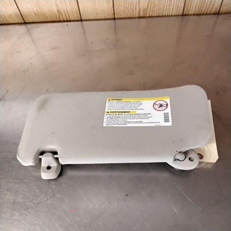 Sun Visor SATURN VUE Right 02 03 04 05 06 07