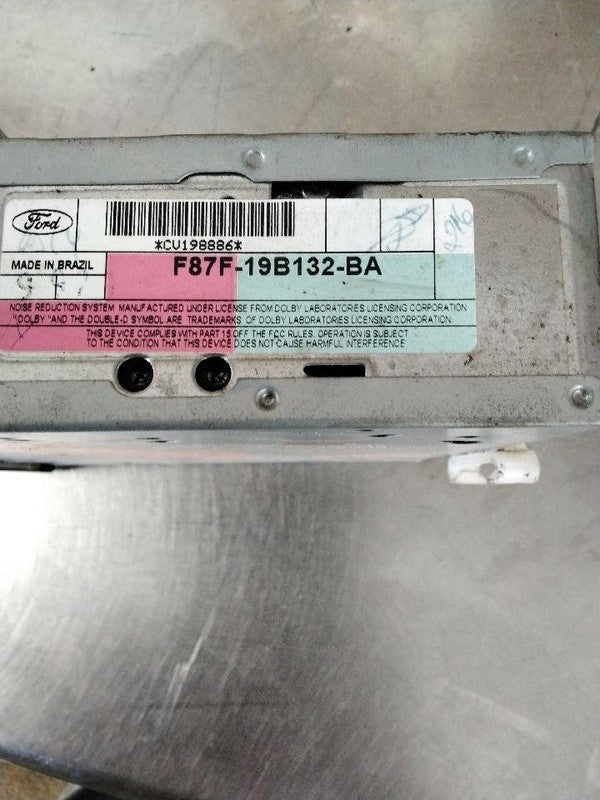 Audio & Visual Equip.(radio) FORD VAN E150 99 00 01