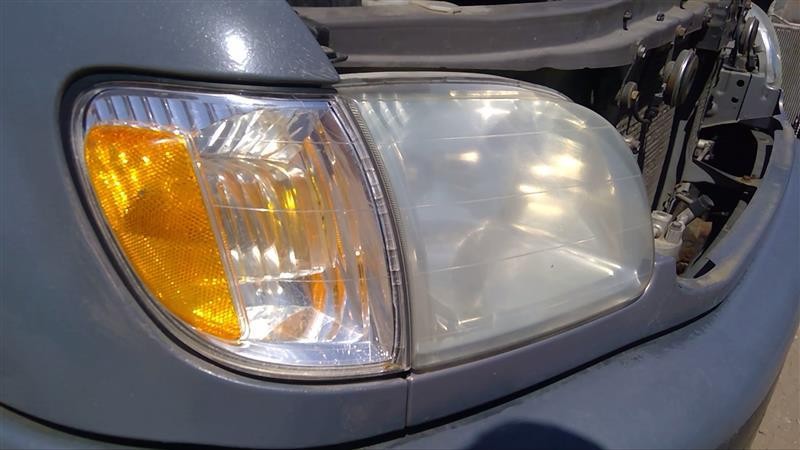 Headlamp Assembly TOYOTA TUNDRA Right 00 01 02 03 04
