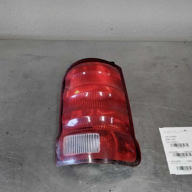Tail Light Assembly FORD EXPLORER Right 01 02 03