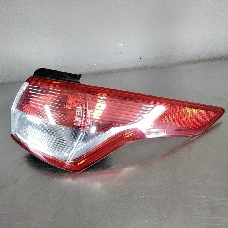 2013-2016 Ford Escape Right Tail Light Assembly