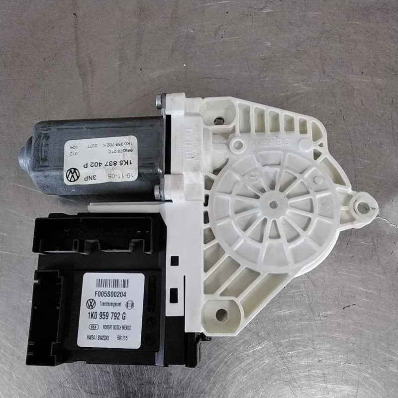 2005-2008 Jetta Except GLI Front Right Power Window Motor OEM#1K095970