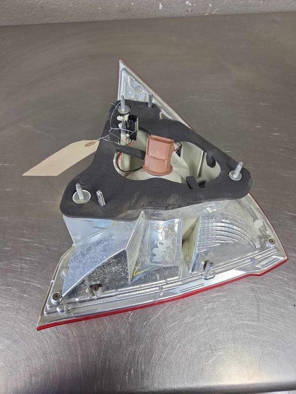 2010-2012 Ford Fusion Right Tail Light Assembly