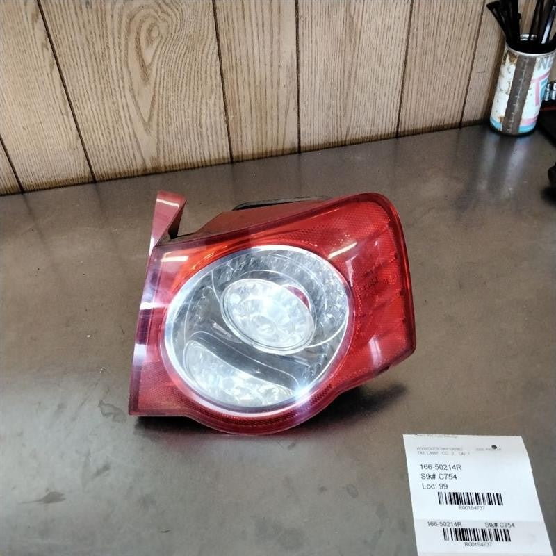 Tail Light Assembly VW PASSAT Right 06 07 08