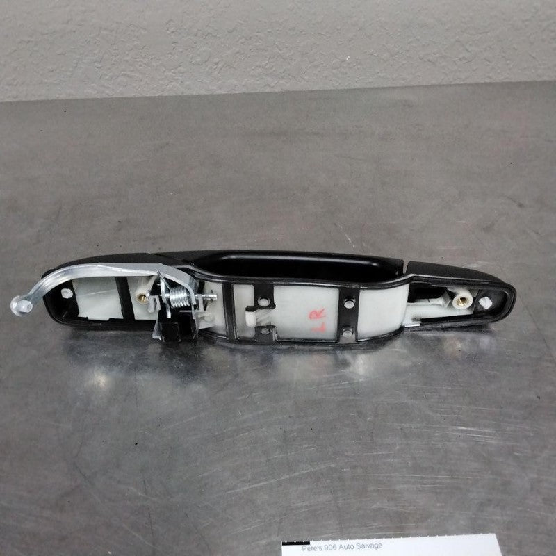Outside Door Handle CHEVY/GMC SUBURBAN 1500 SERIES Left 07 08 09 10 11