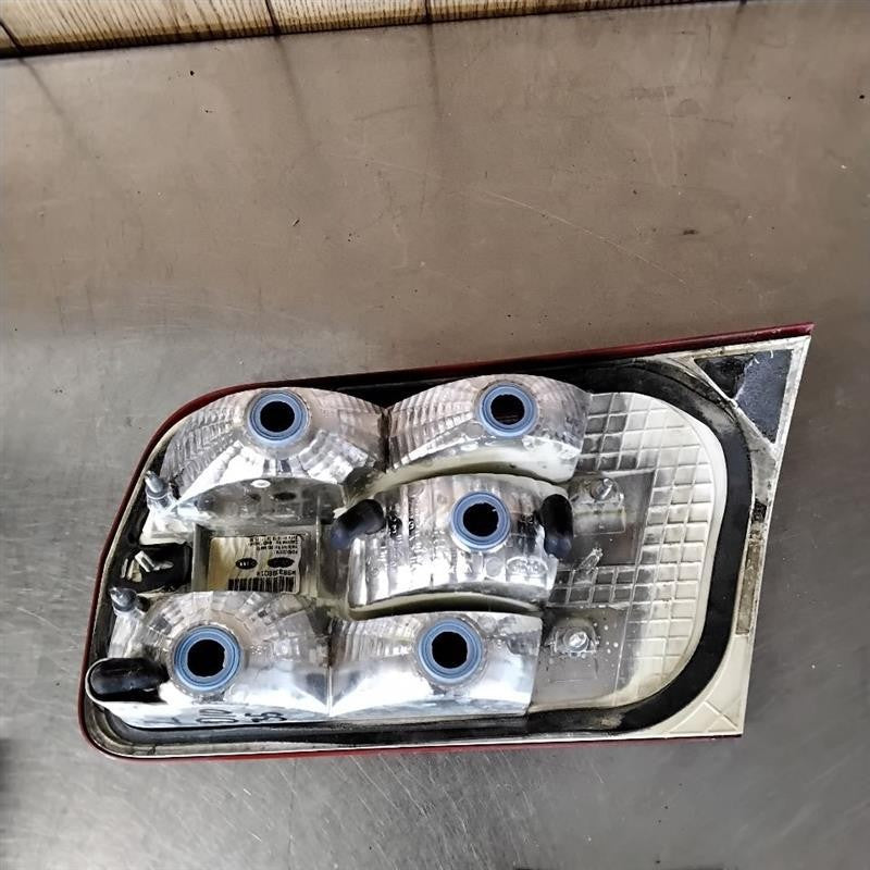 Tail Light Assembly LINCOLN ZEPHYR Left 06