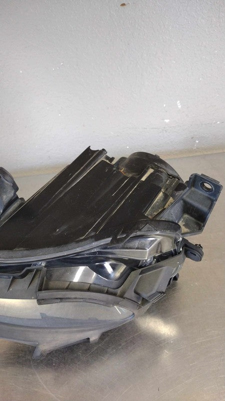 2014-2018 Jeep Cherokee Left Headlamp Assembly
