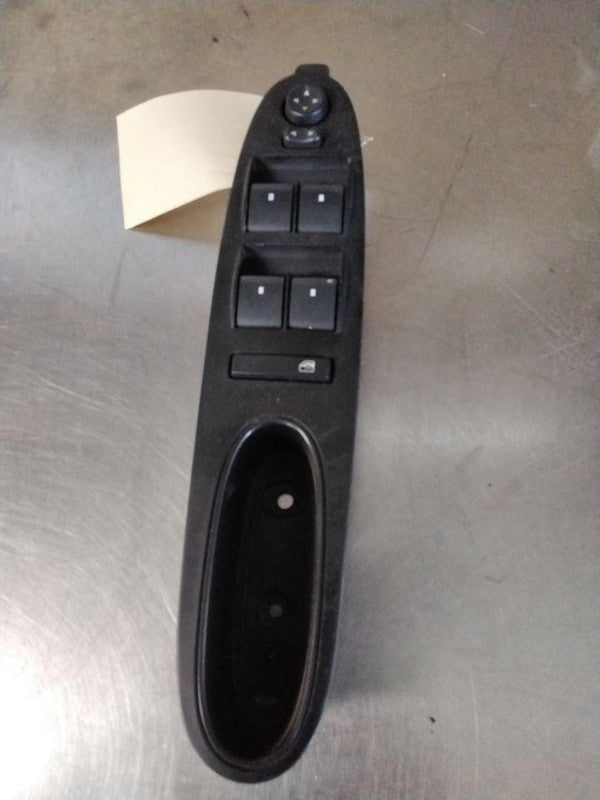 Door Switch Front CHEVY HHR 09 10 11