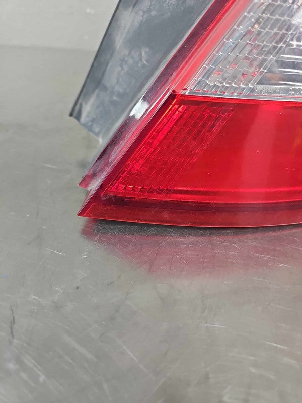 Tail Light Assembly FORD TAURUS Right 10 11 12