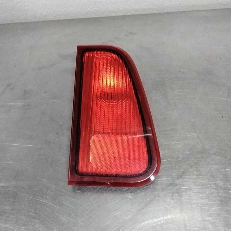 Tail Light Assembly LINCOLN NAVIGATOR Left 03 04 05 06
