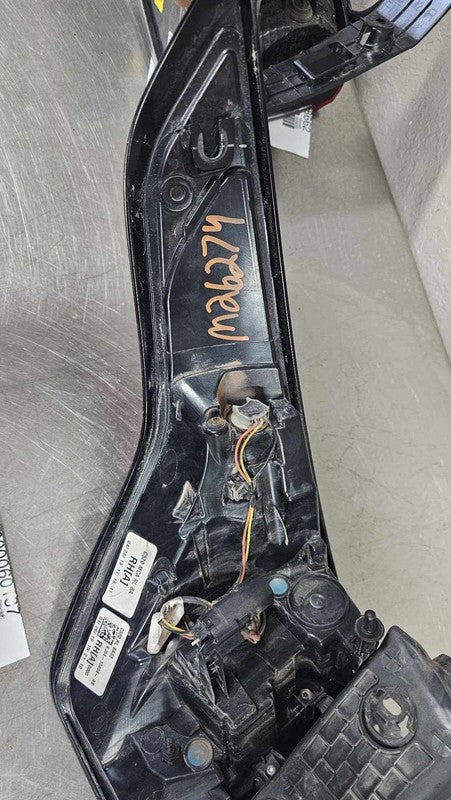 2019 Ford Escape Right Tail Light Assembly OEM # GJ5Z13404H
