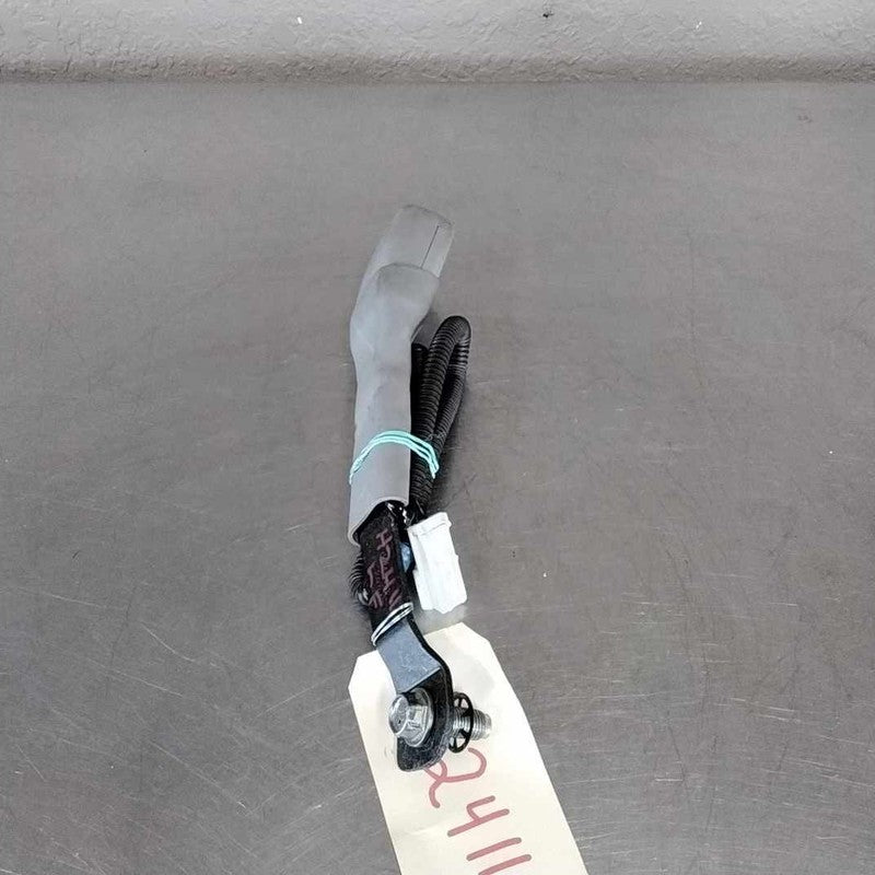 2009-2013 Subaru Forester Left Front Seat Belt Buckle OEM#64631SC010AR