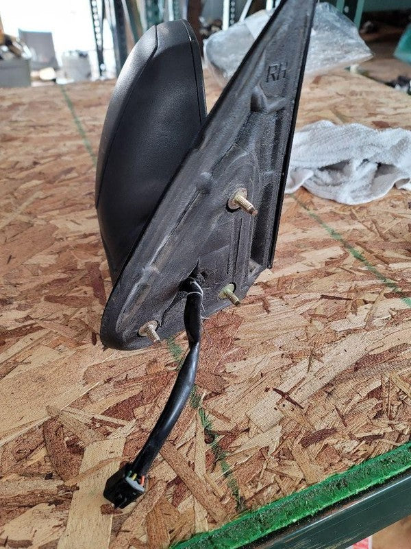 Door Mirror CHEVY AVALANCHE 1500 Right 03 04 05 06