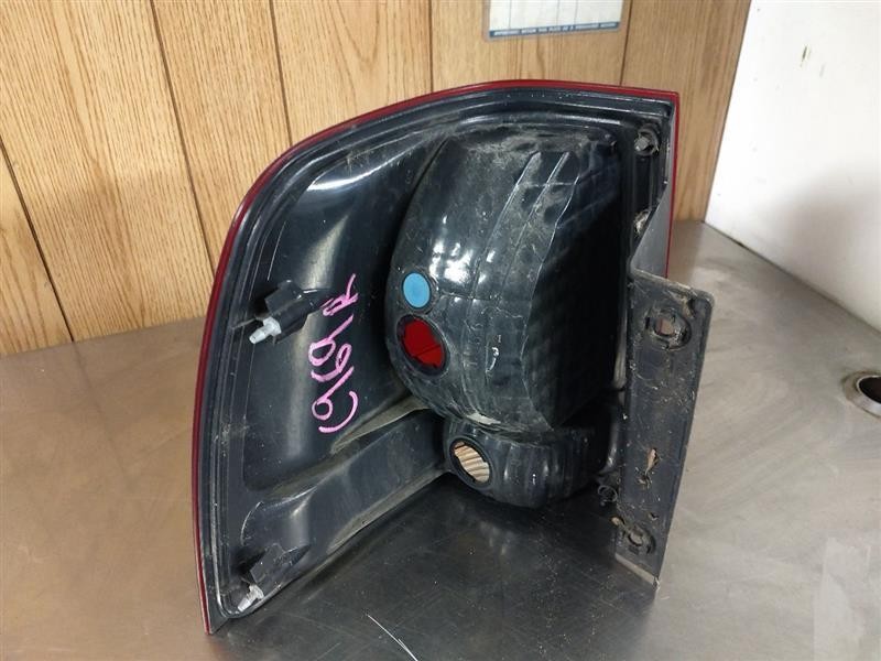 Tail Light Assembly FORD EXPEDITION Right 03 04 05 06