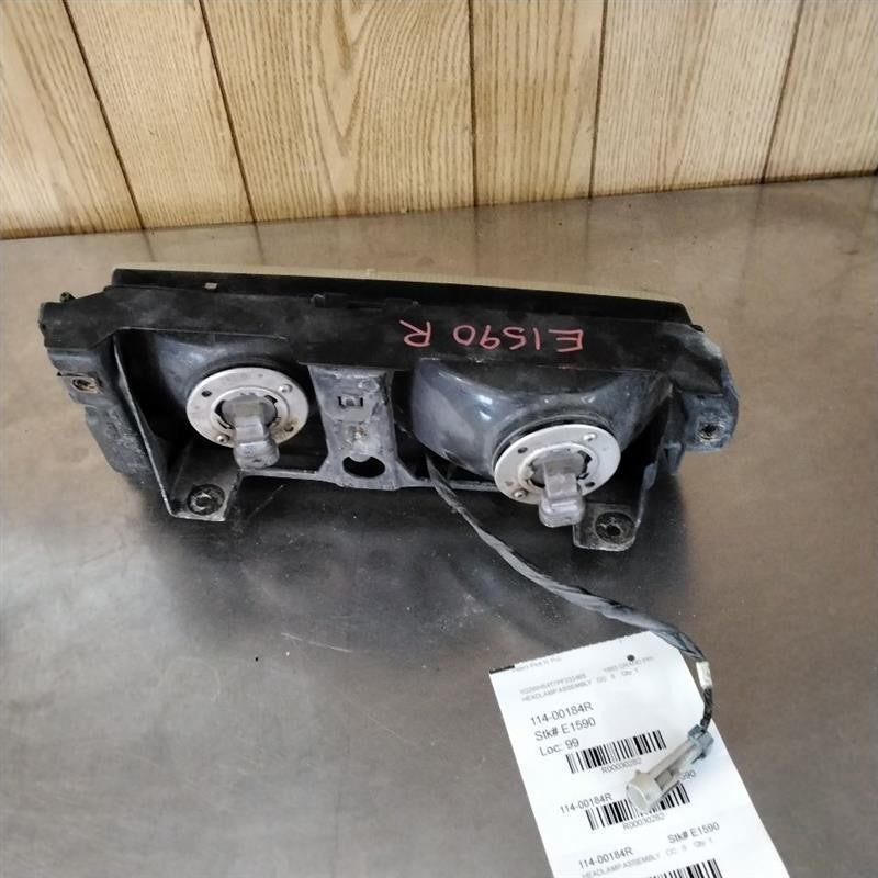 Headlamp Assembly PONTIAC GRAND PRIX Right 90 91 92 93 94 95 96