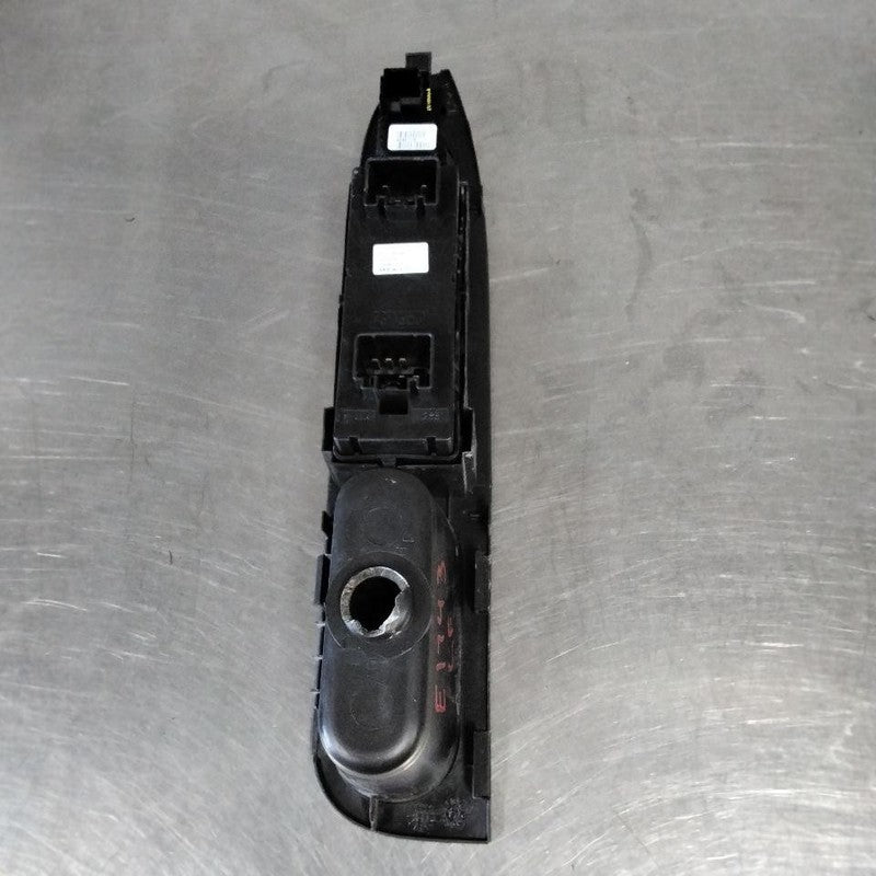 Door Switch Front FORD FUSION 08 09