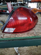 Tail Light Assembly FORD TAURUS Right 00 01 02 03