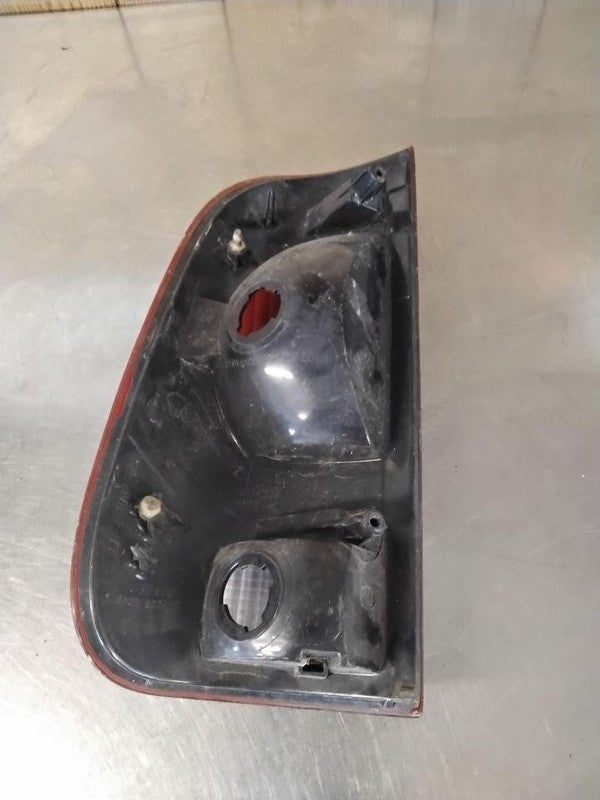 Tail Light Assembly FORD PICKUP F150 Right 97 98 99 00 01 02 03 04
