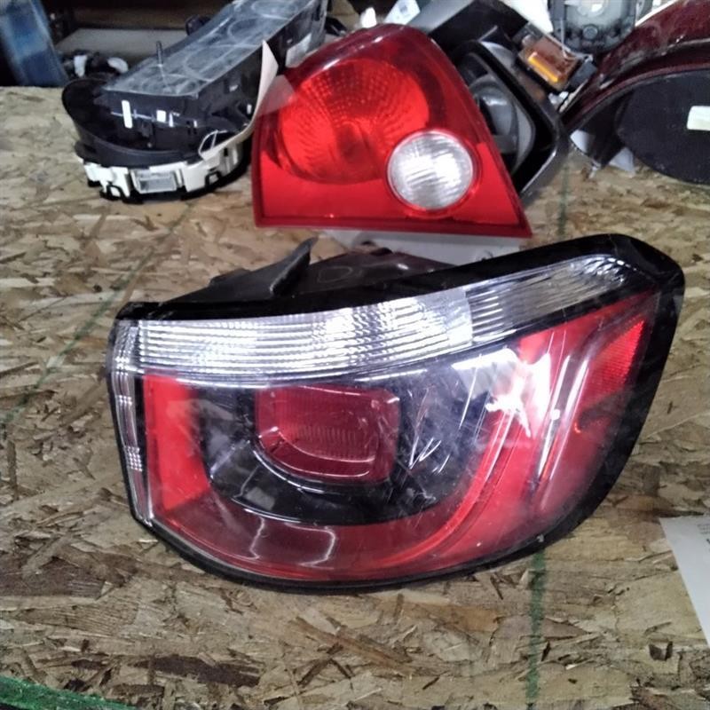 Tail Light Assembly JEEP COMPASS Right 17 18