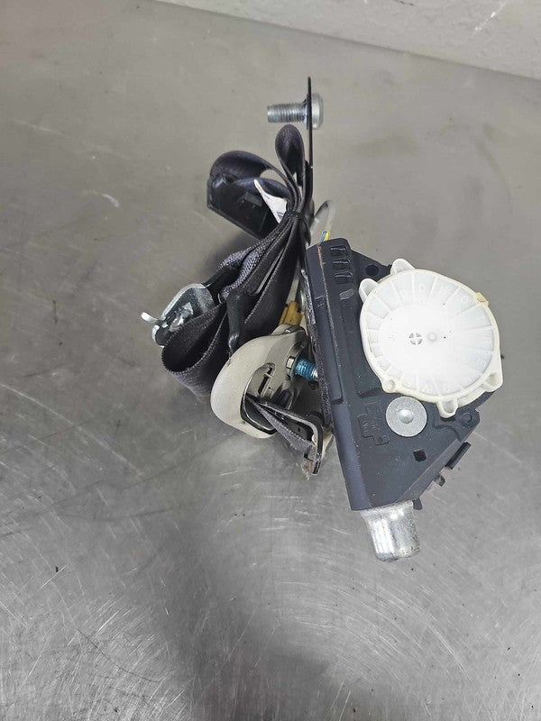 2007-2008 Chevrolet Tahoe Left Front Seat Belt Retractor OEM#19181022