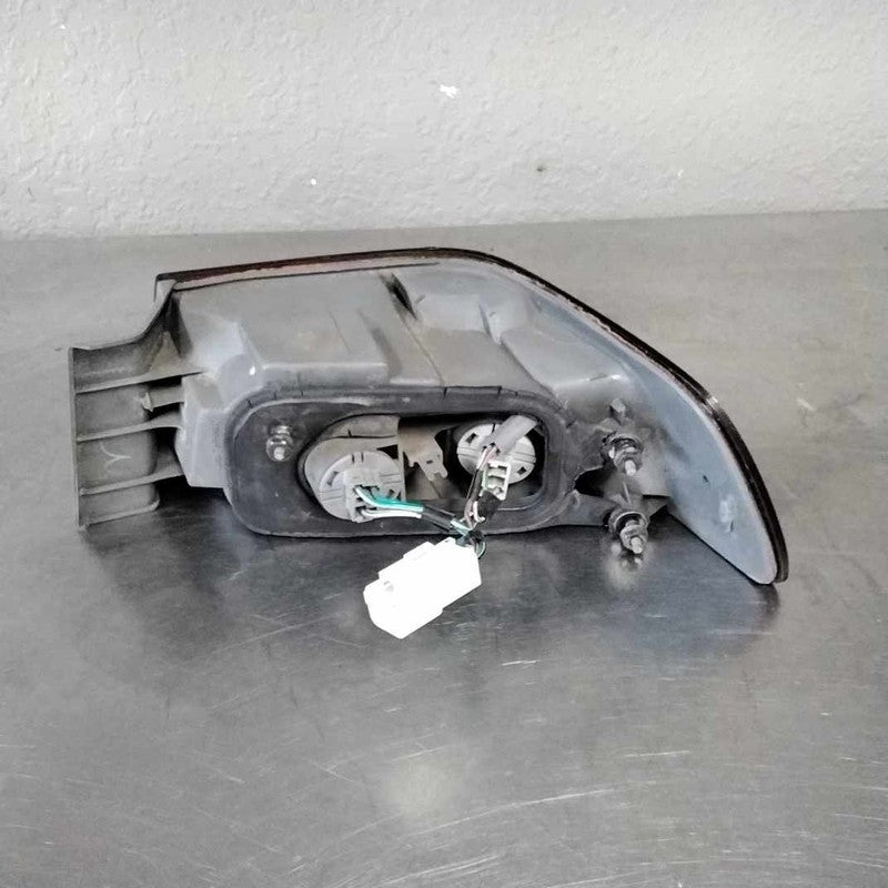 1997-1999 Left Tail Light Assembly Toyota Camry