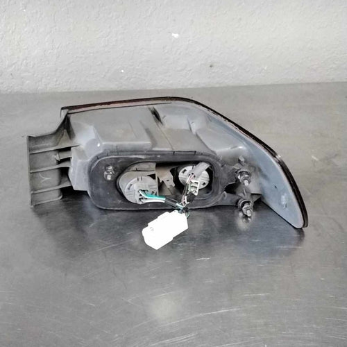 1997-1999 Left Tail Light Assembly Toyota Camry