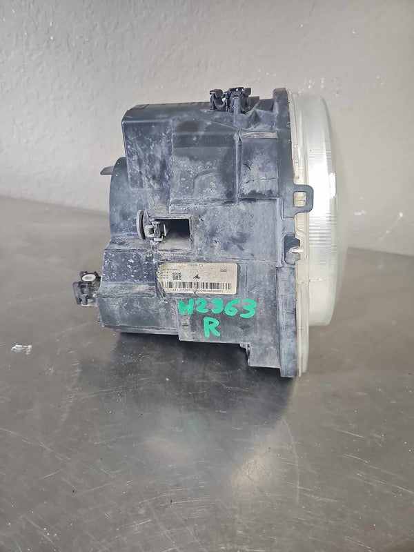 2015-2018 Jeep Renegade Right Headlamp Assembly OEM# 68256567AA #114-2
