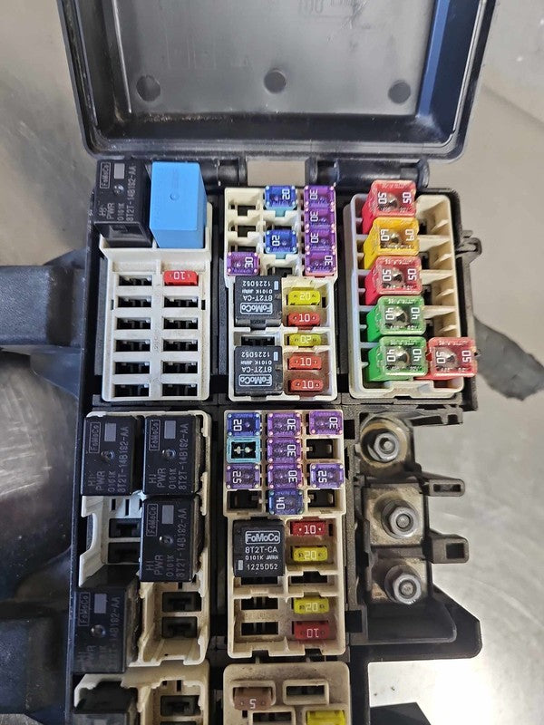 2015 Ford Mustang Engine Fuse Box OEM#FR3Z14290AX