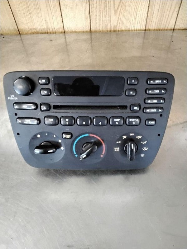 Audio & Visual Equip.(radio) FORD TAURUS 01 02 03