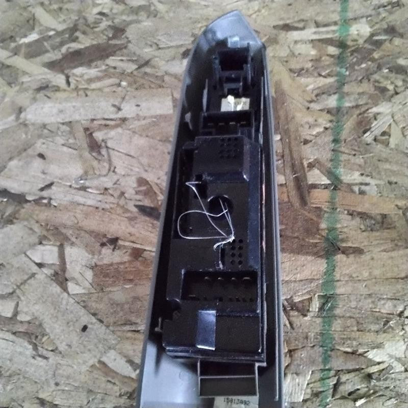 Door Switch Front BLAZER S10/JIMMY S15 99 00 01 02 03 04 05