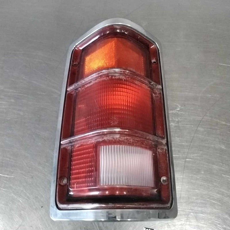 Tail Light Assembly DODGE DAKOTA Left 87 88 89 90 91 92 93 94 95 96