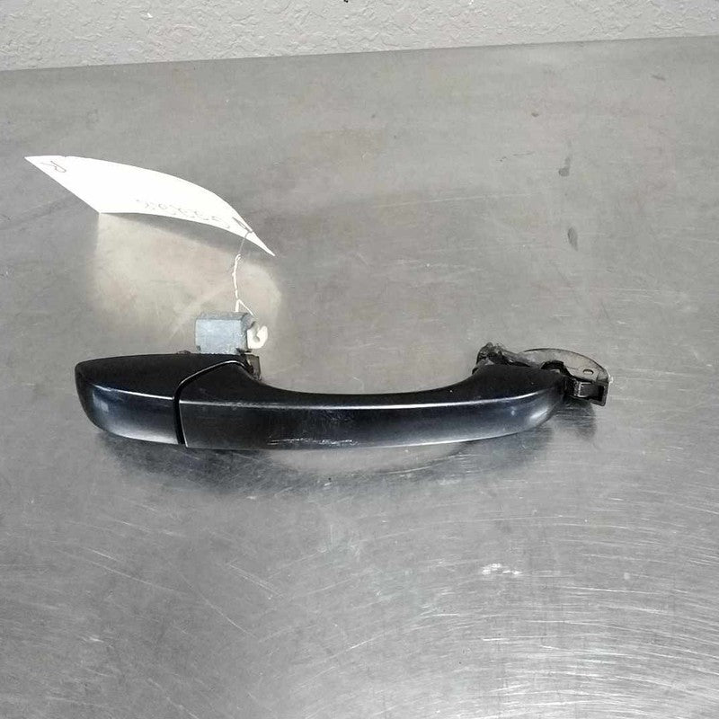Outside Door Handle CHRYSLER TOWN & COUNTRY Right 08 09