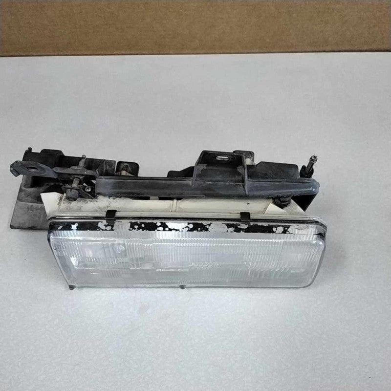 1986-1988 Pontiac 6000 Headlamp Assembly OEM#16506055 114-129B