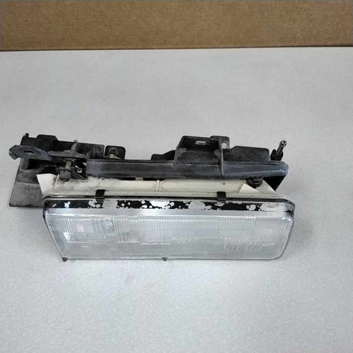 1986-1988 Pontiac 6000 Headlamp Assembly OEM#16506055 114-129B