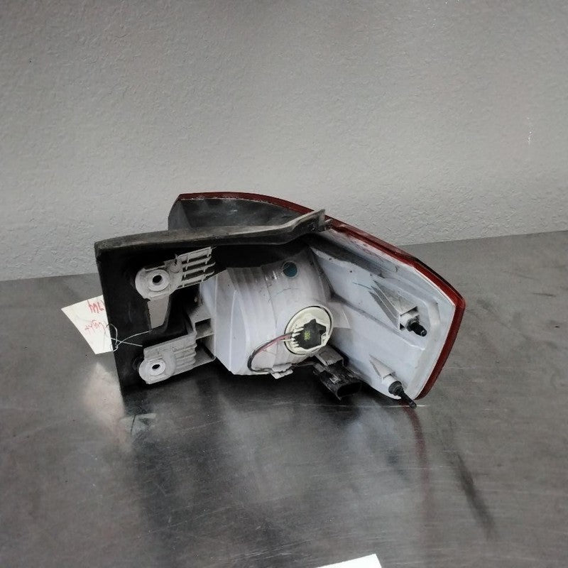Tail Light Assembly GMC TERRAIN Left 10 11 12 13 14 15 16 17