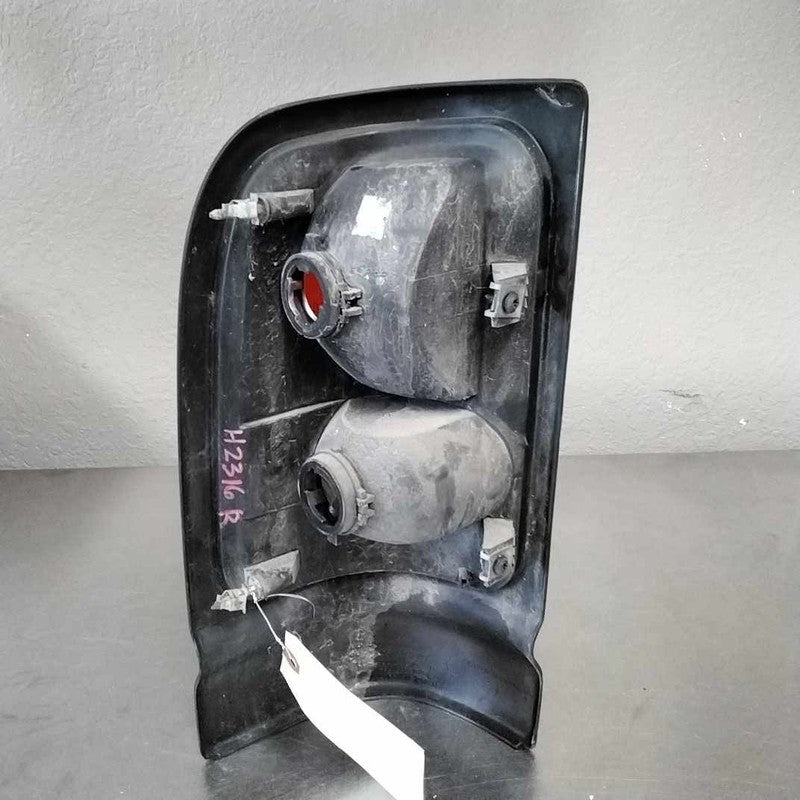 1994-2001 Dodge Pick Up 1500 Right Tail Light Assembly